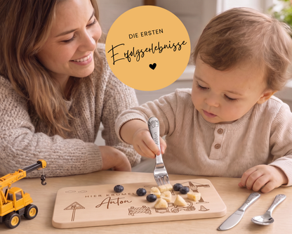 Kinderbesteck personalisiert Baustelle mit Frühstücksbrett